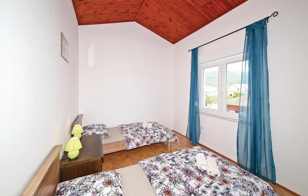 Apartmani Ljubica Каштела Екстер'єр фото